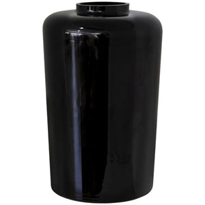 BLACK AXEL VASE